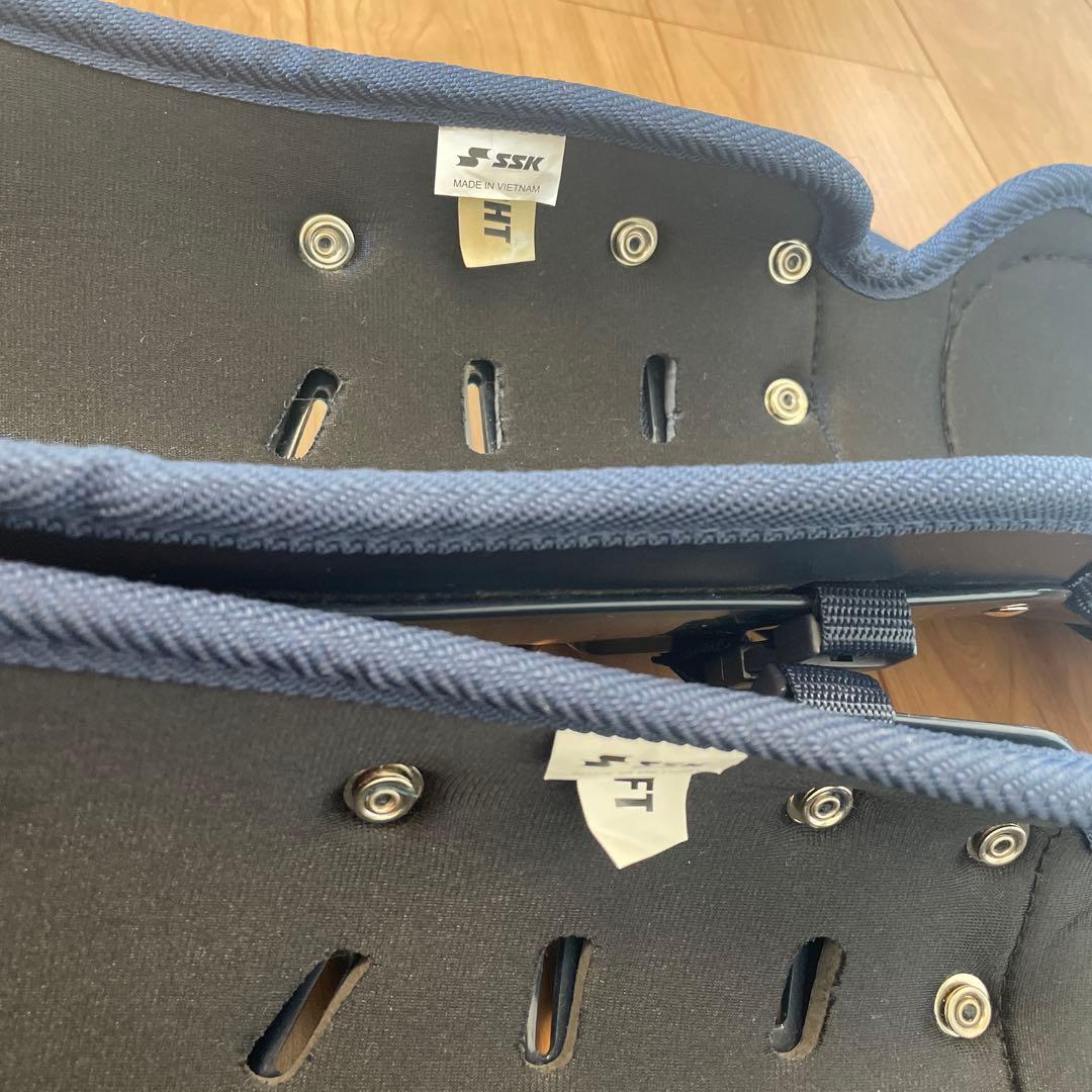 相談中ssk キャッチャー用 レガース 青　防具