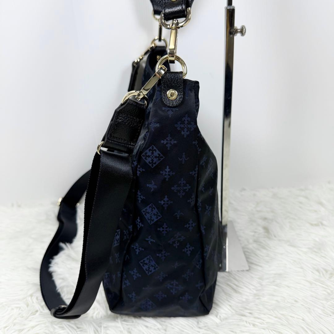 【極美品】 russet ナイロンジャガード ショルダーバッグ　2WAY 肩がけ