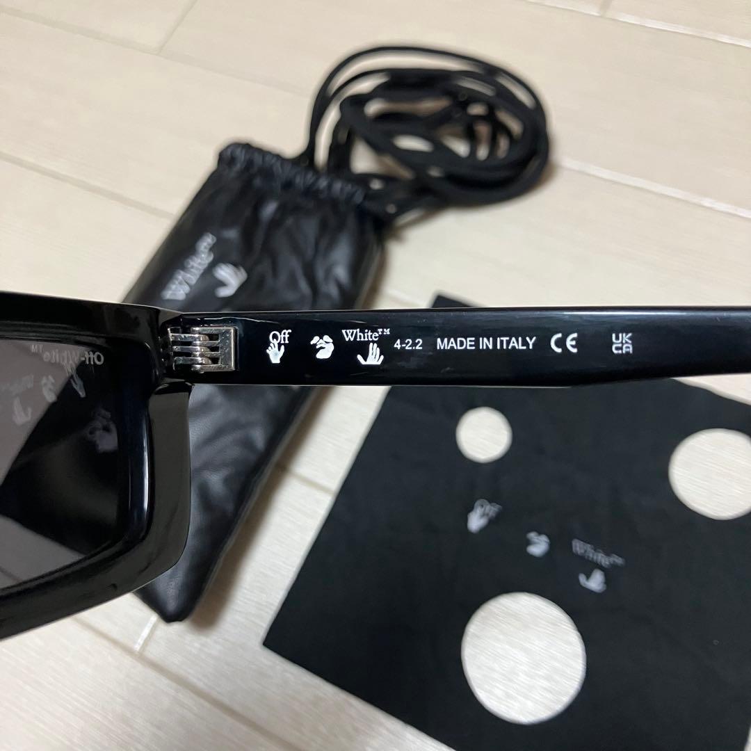 Off-White オフホワイト　スクエアフレーム サングラス