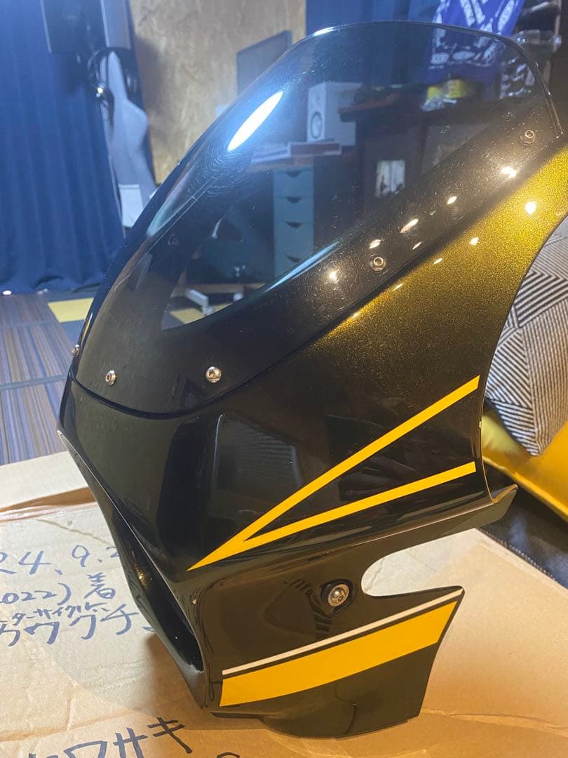 カワサキ　Kawasaki Z900RSカウル