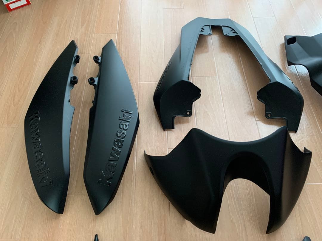 Kawasaki Z1000 D型 マットブラックカウル