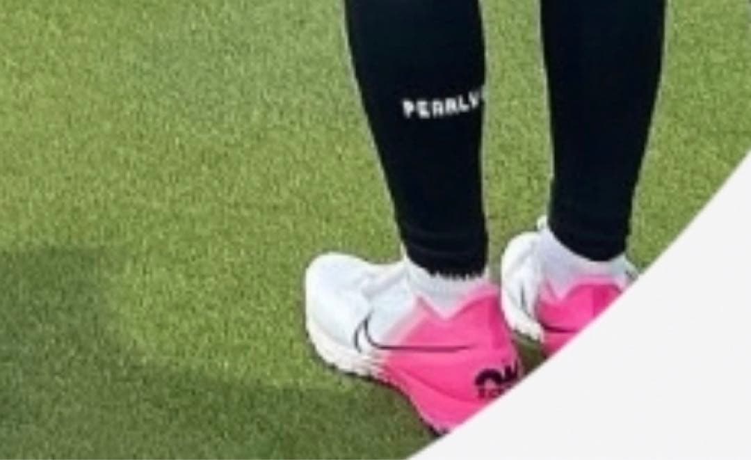 Nike MX-720-818ホワイト/ブルー/イエロー ゴルフシューズ