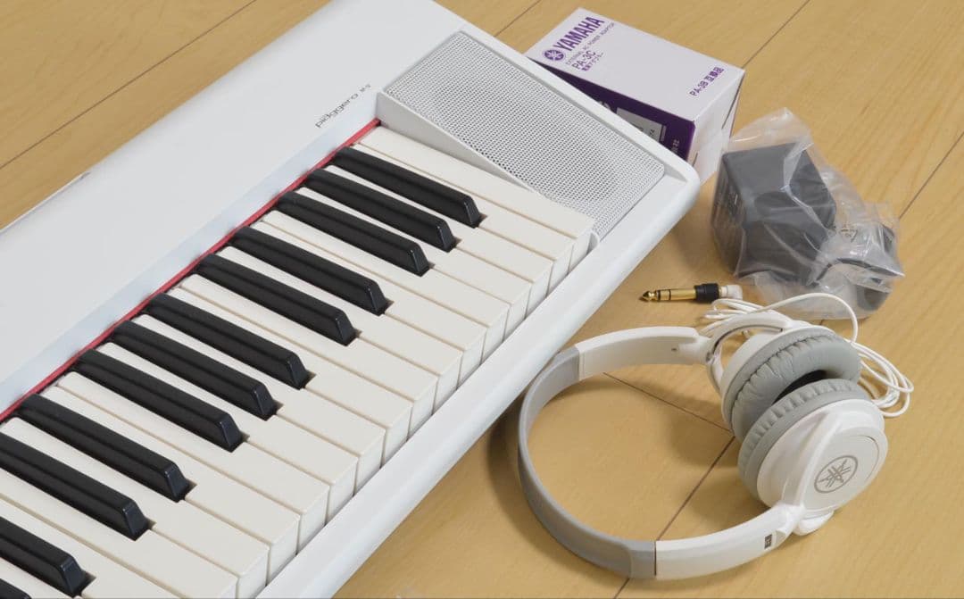yamaha ピアジェーロ　NP-12　未使用ACアダプタ、ヘッドホン付