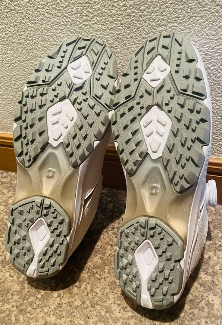 ブリヂストン ゼロ・スパイク バイター ライト ＳＨＧ２１０ＷＧ ゴルフシューズ