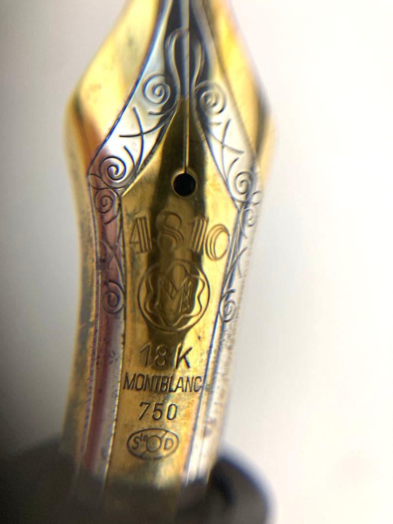 モンブランマイスターシュテュック 149 万年筆750 18K ケース付‼️