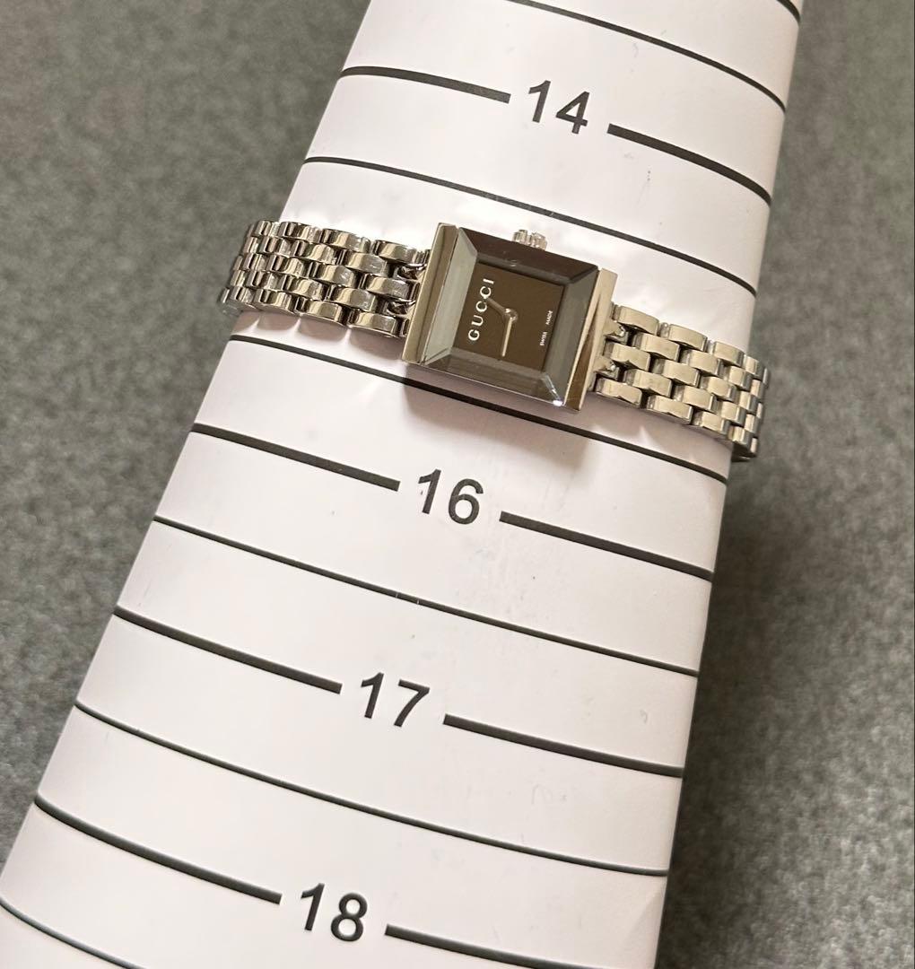 GUCCI Gフレーム 128.5 腕時計 箱付き クォーツ