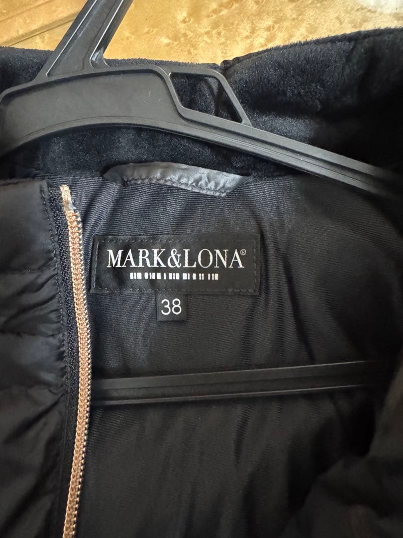 マークアンドロナ