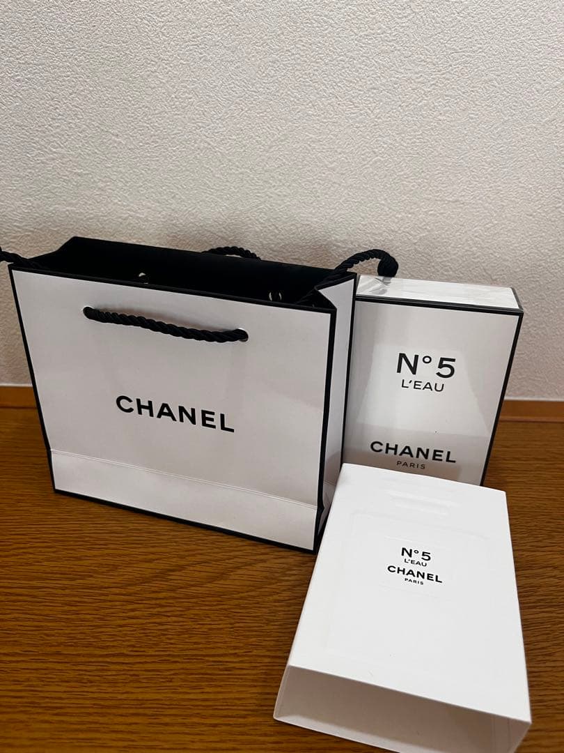 新品未開封 CHANEL No.5 シャネル オードパルファム 50ml 限定品