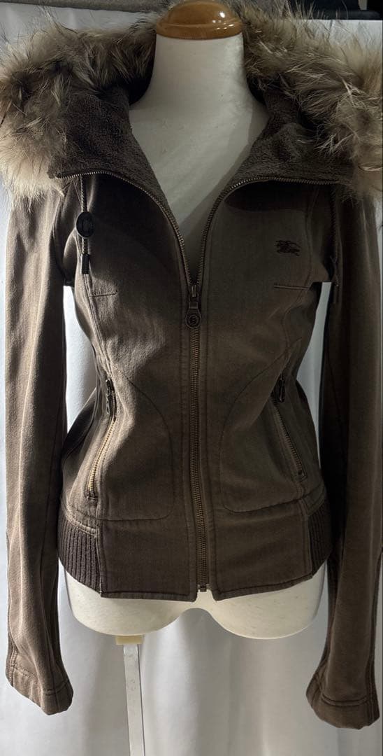 美品✨バーバリー　ブルゾン　パーカー　リアルファー　2way ジップ　y2k