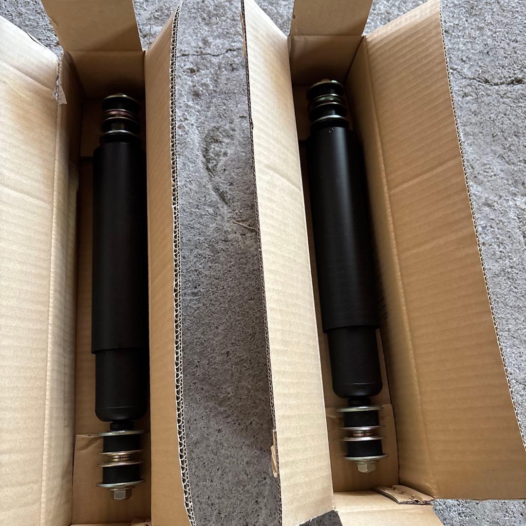 セレガR用　リアサスペンション 2個セット