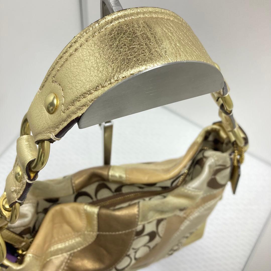 COACH ワンショルダーバッグ パッチワーク ゴールド金具　ターンロック装飾