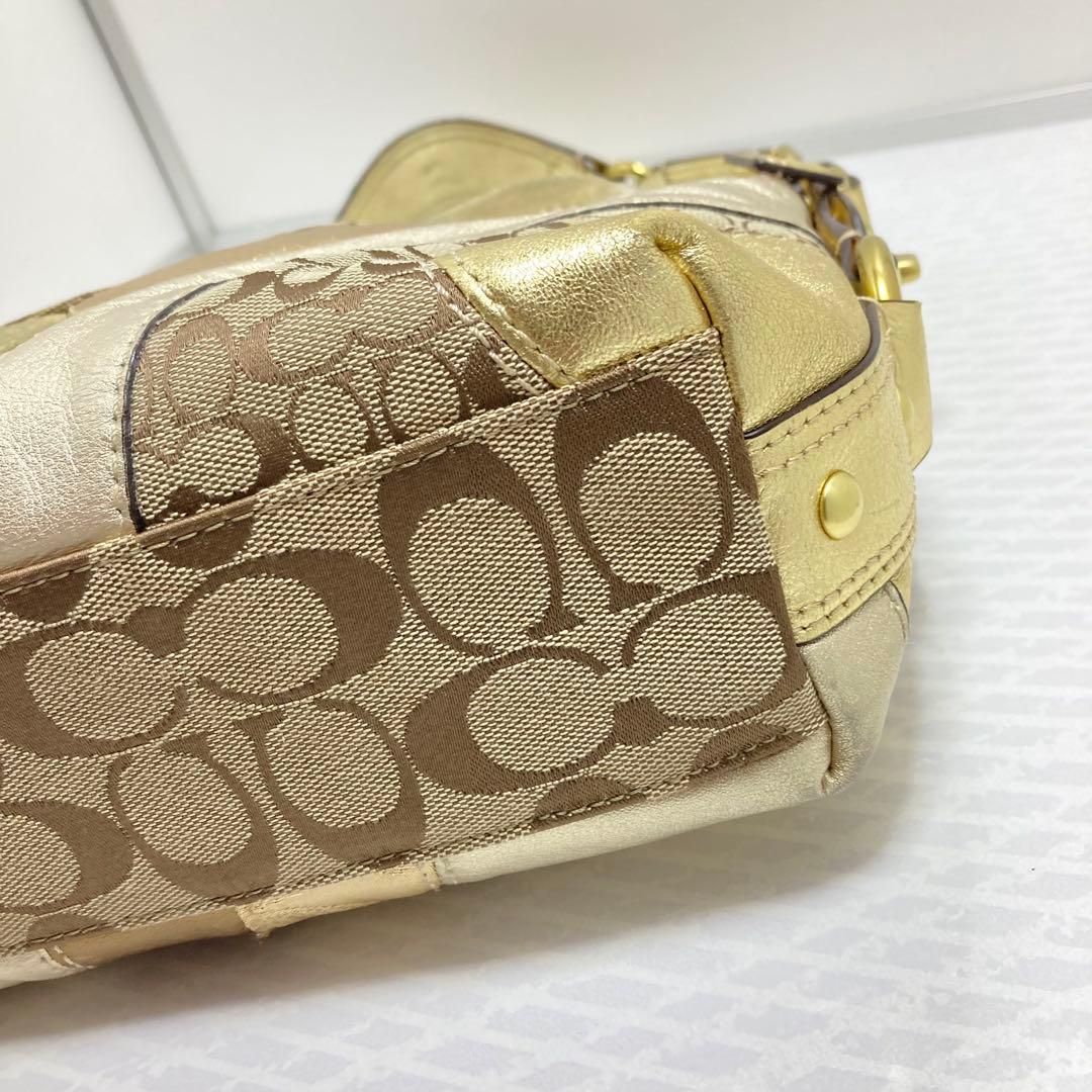 COACH ワンショルダーバッグ パッチワーク ゴールド金具　ターンロック装飾