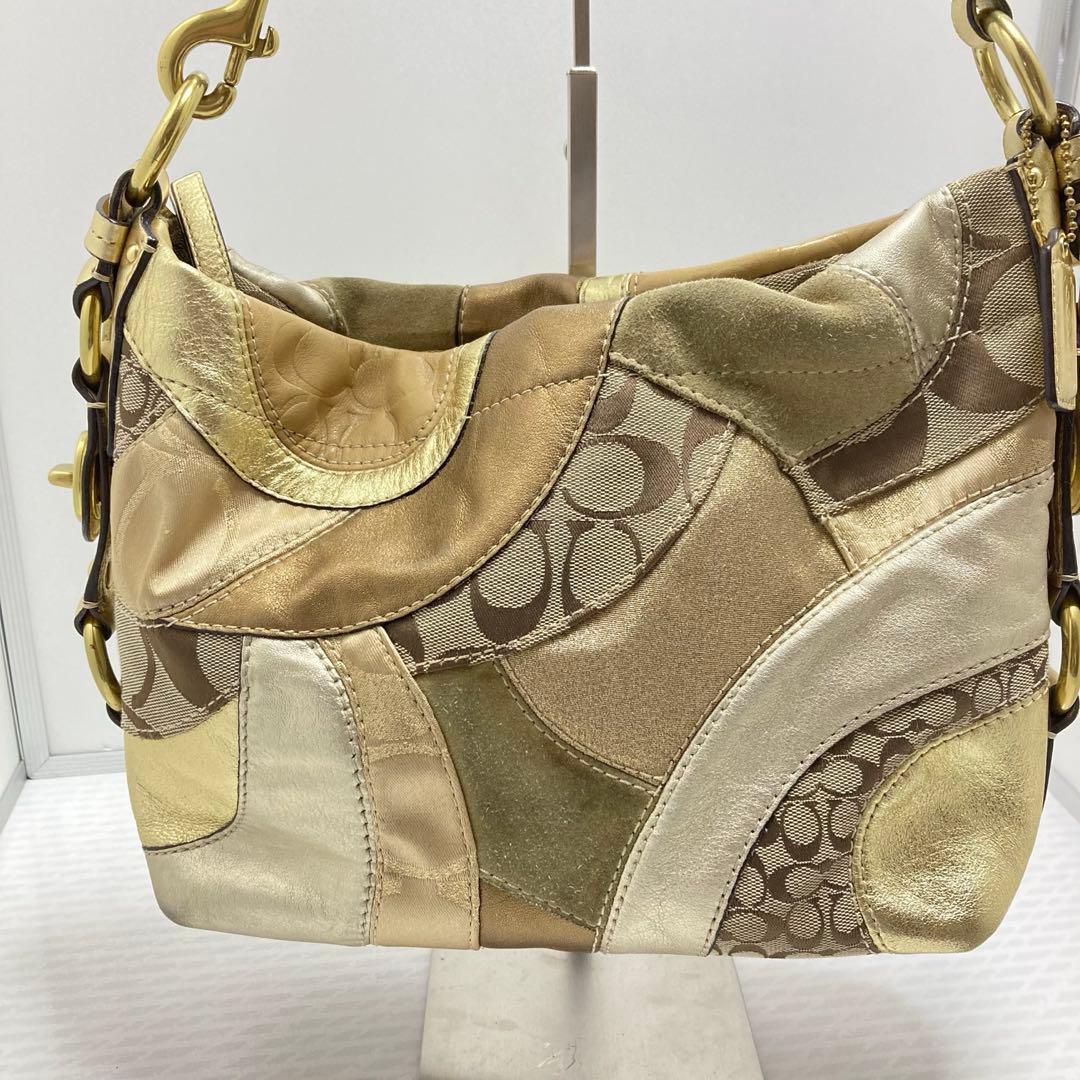 COACH ワンショルダーバッグ パッチワーク ゴールド金具　ターンロック装飾