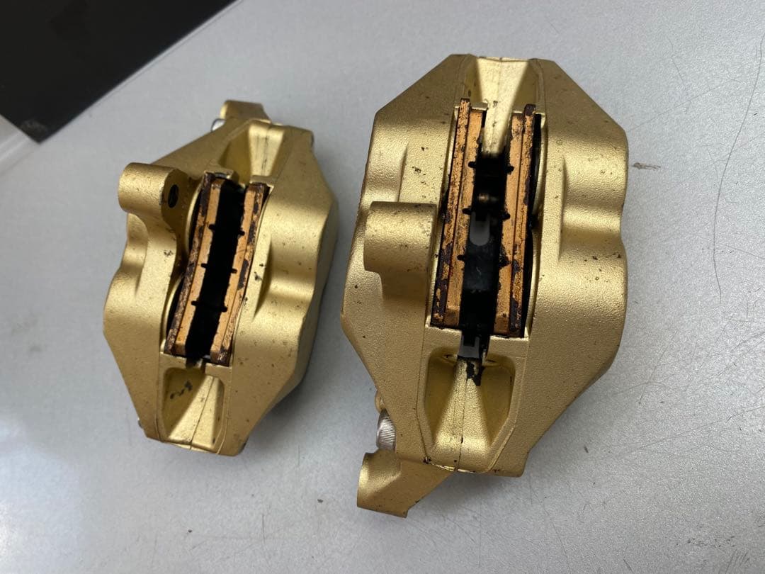 ヤマハ系ブレンボブレーキキャリパー