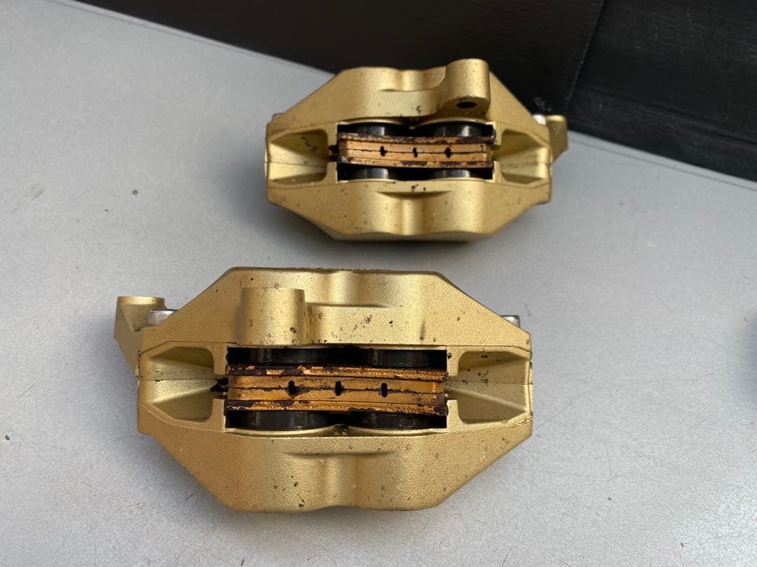 ヤマハ系ブレンボブレーキキャリパー