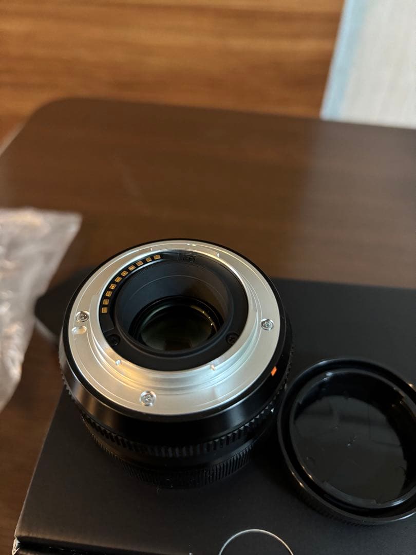 Fujifilm XF 35mm F1.4 R レンズ(ブルー)