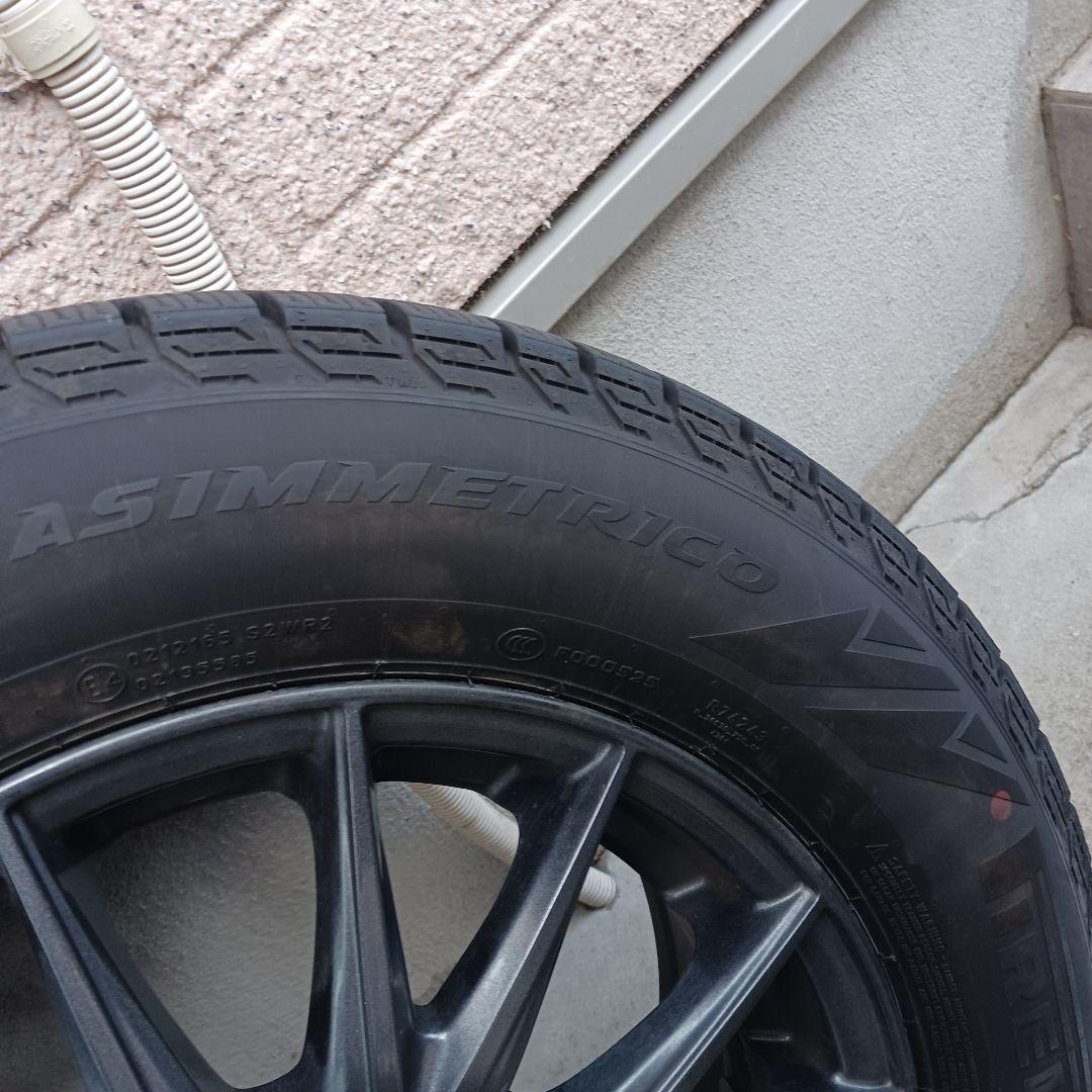 スタッドレスタイヤ　PIRELLI 195/65 R15