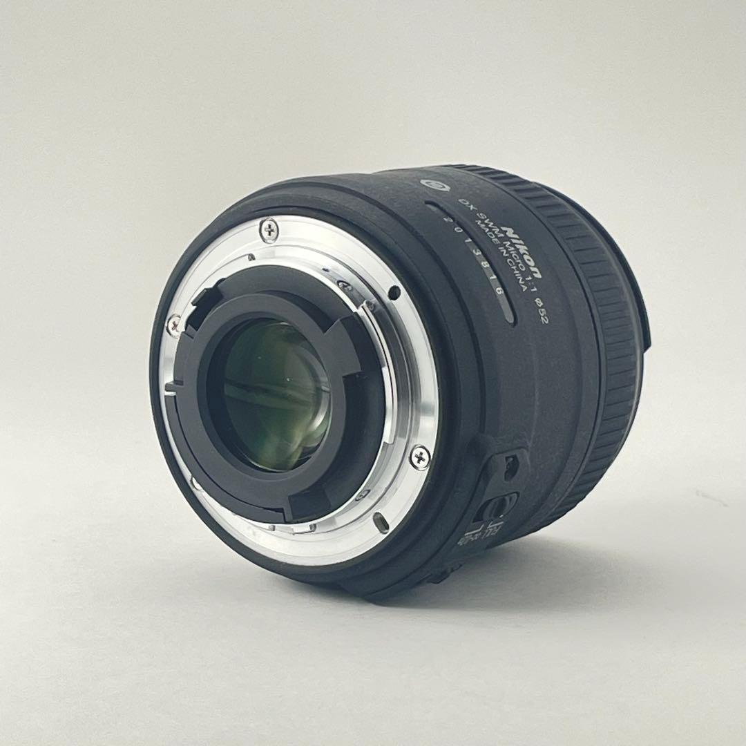 【美品・返品保証】Nikon AF-S DX Micro 40mm f2.8G