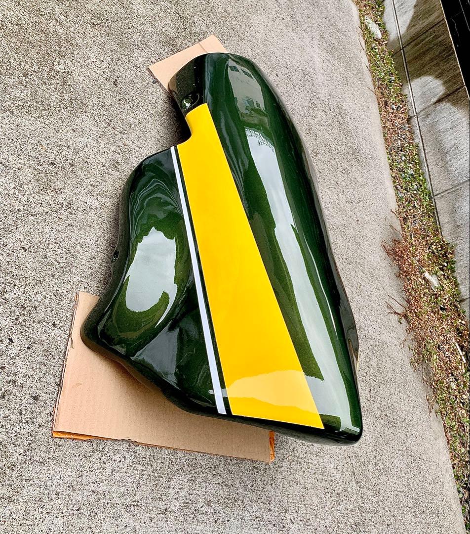 おひとつ限り！ Z900RS アンダーカウル キャンディトーングリーン 社外品