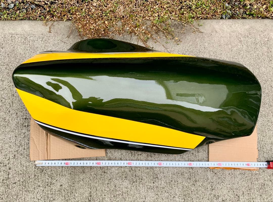 おひとつ限り！ Z900RS アンダーカウル キャンディトーングリーン 社外品