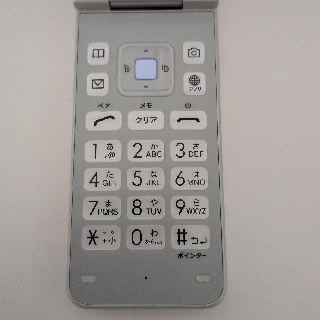 au GRATINA KYF38 ホワイト SIMフリー