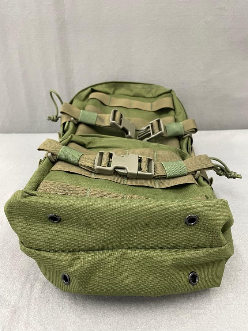 【未使用】Warrior Assault Systemsハイドレーションキャリア