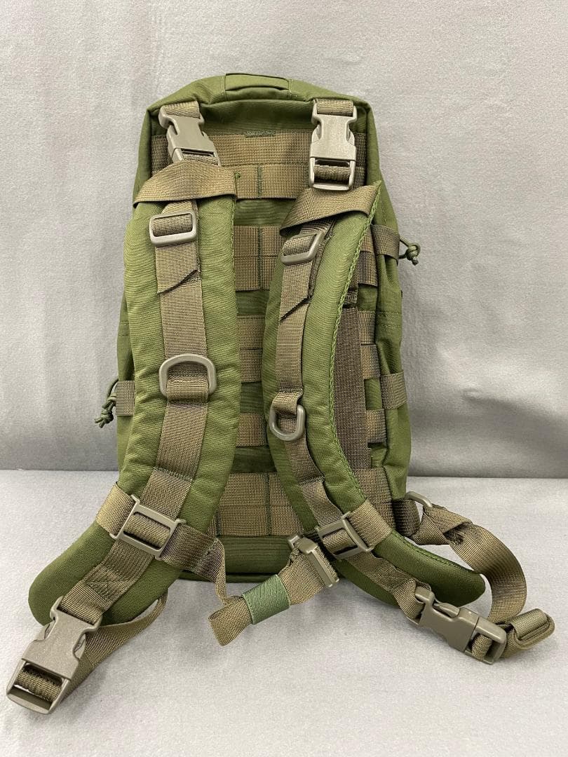 【未使用】Warrior Assault Systemsハイドレーションキャリア