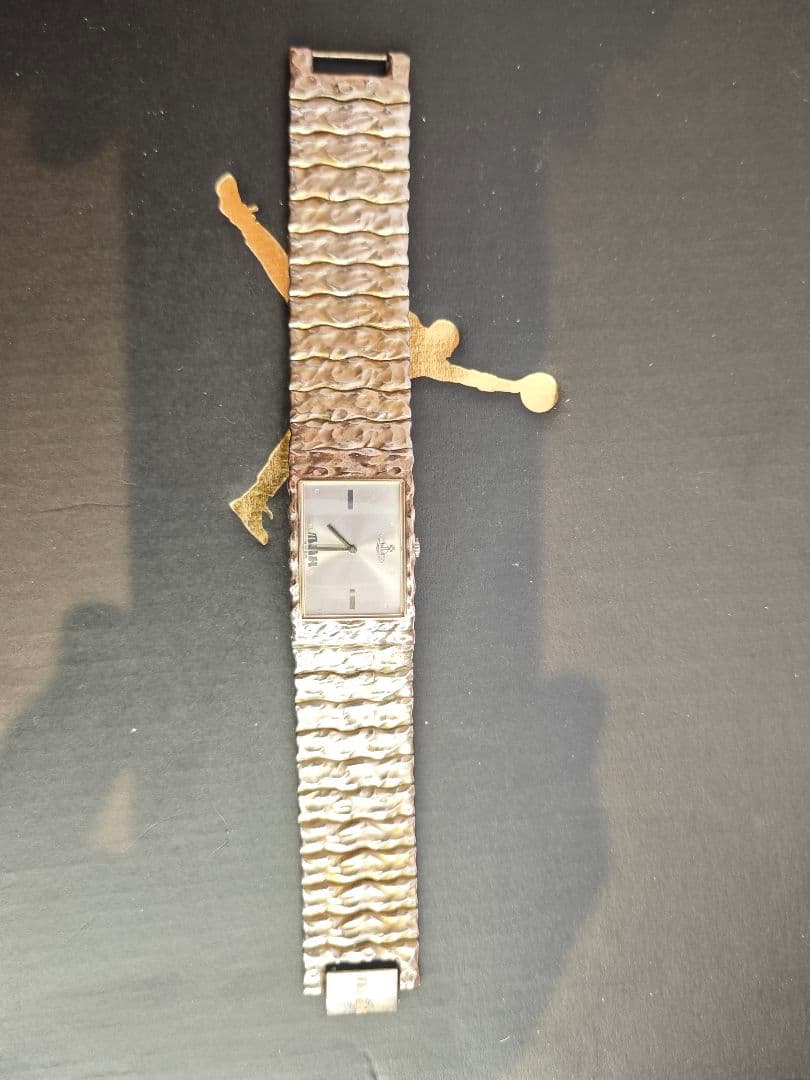 ヴィヴィアン・ウエストウッドの腕時計