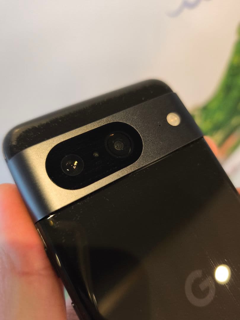 Google Pixel8 spigenケース付き