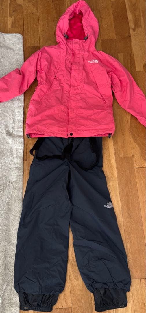 THE NORTH FACE 子供用スキー　スノーボード　ウェアセット 140