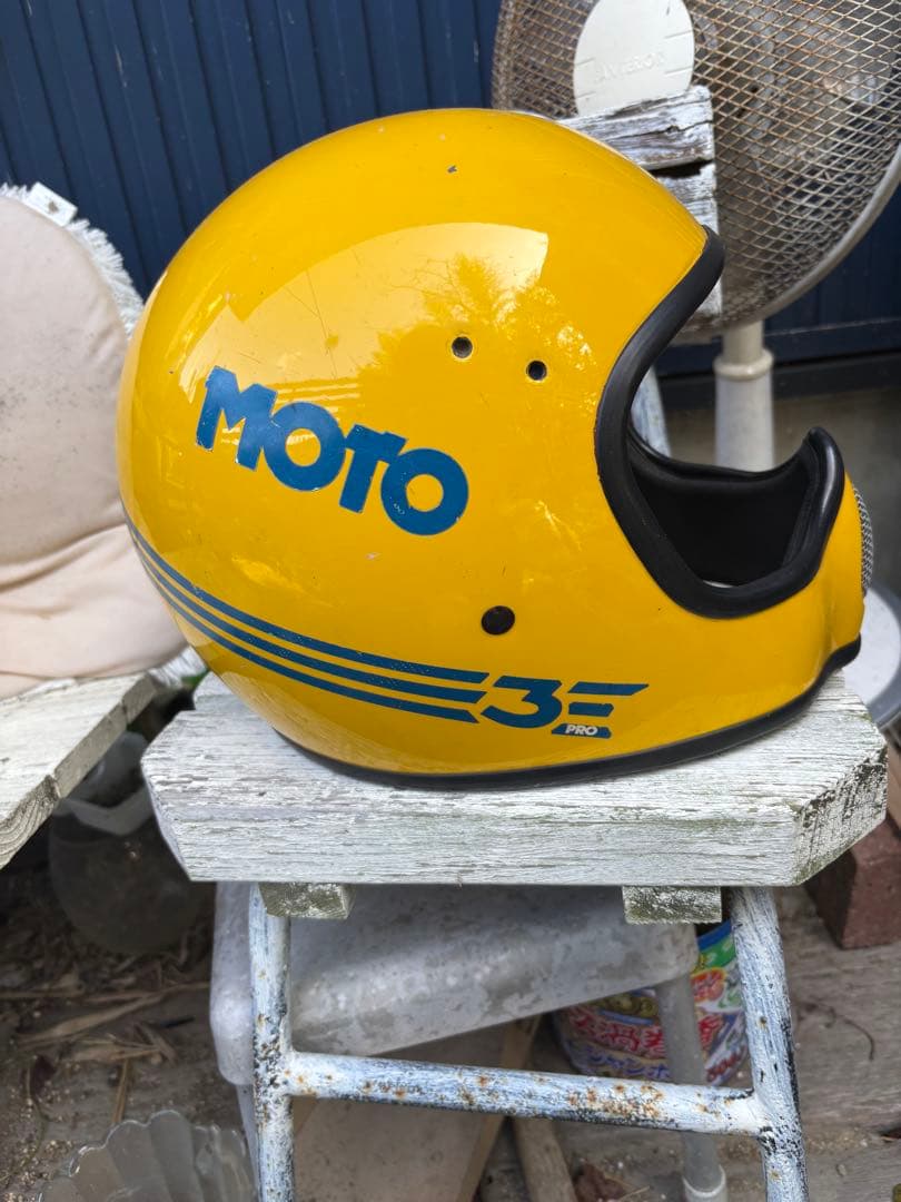 BELL MOTO3 ビンテージ　カフェレーサー