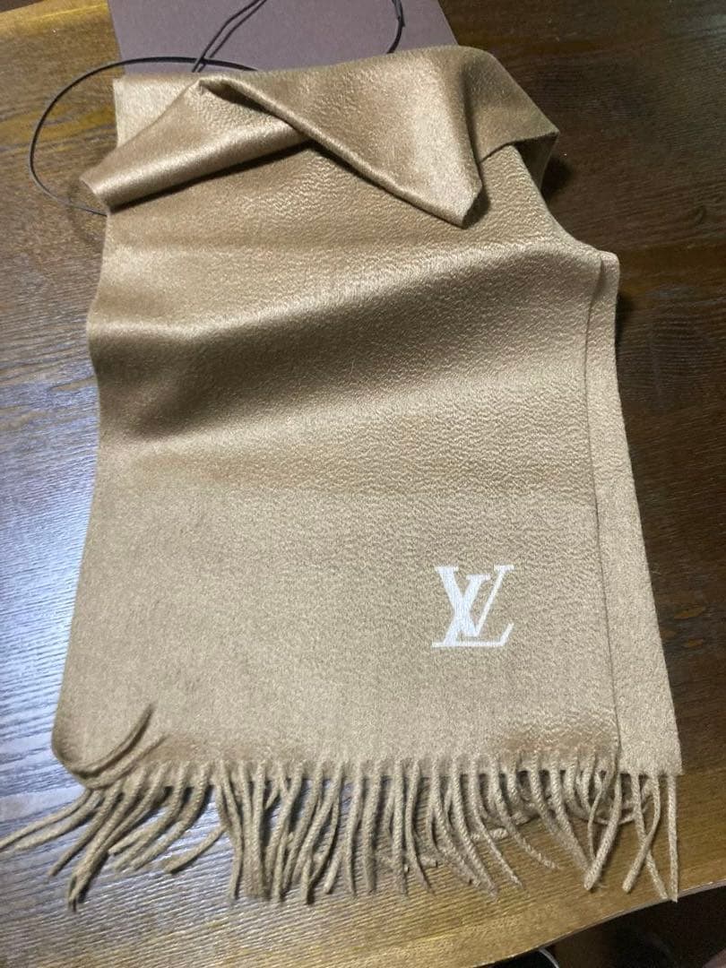 Louis Vuitton マフラー　キャメル色