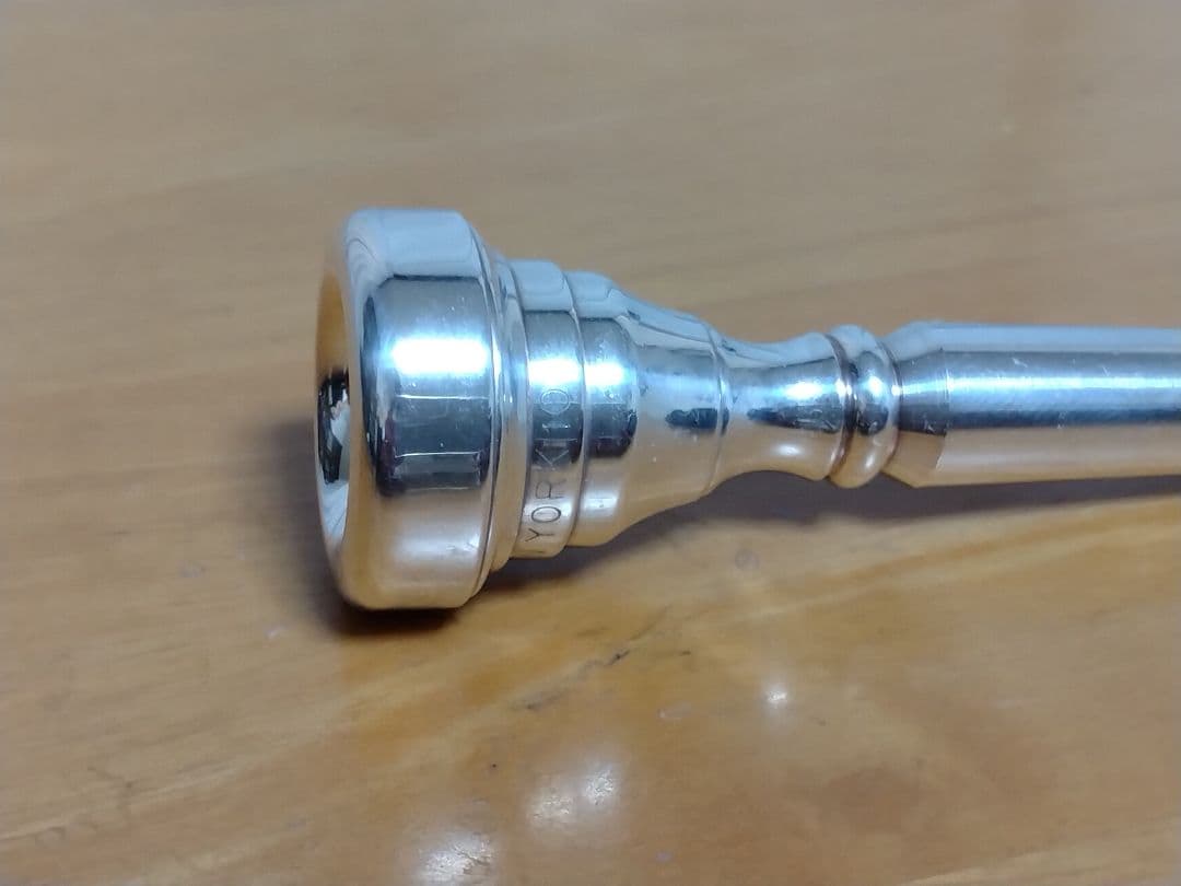 トランペットマウスピース ジャルディネリ10S