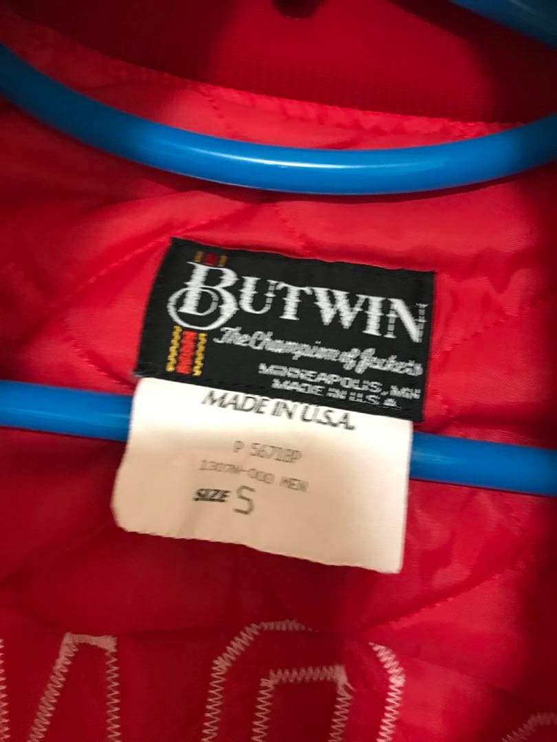 人気商品、USA製、90's、レアなjoe選手着用、WISCONSINスタジャン