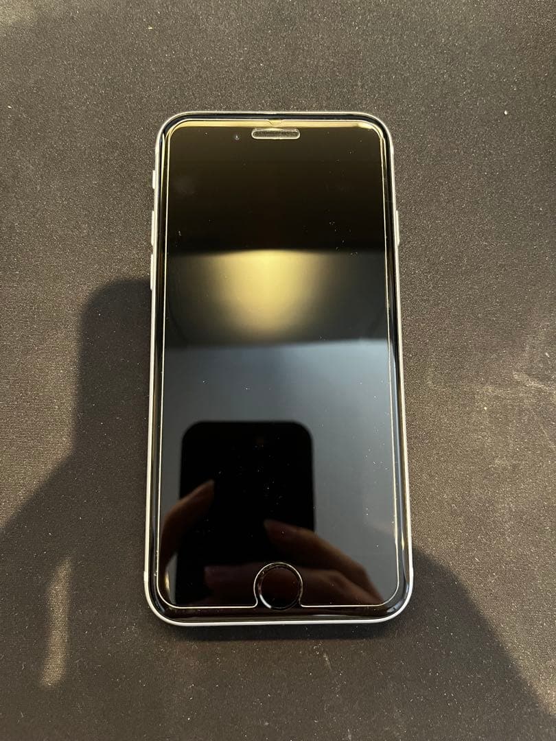 iPhone SE 第2世代 64GB