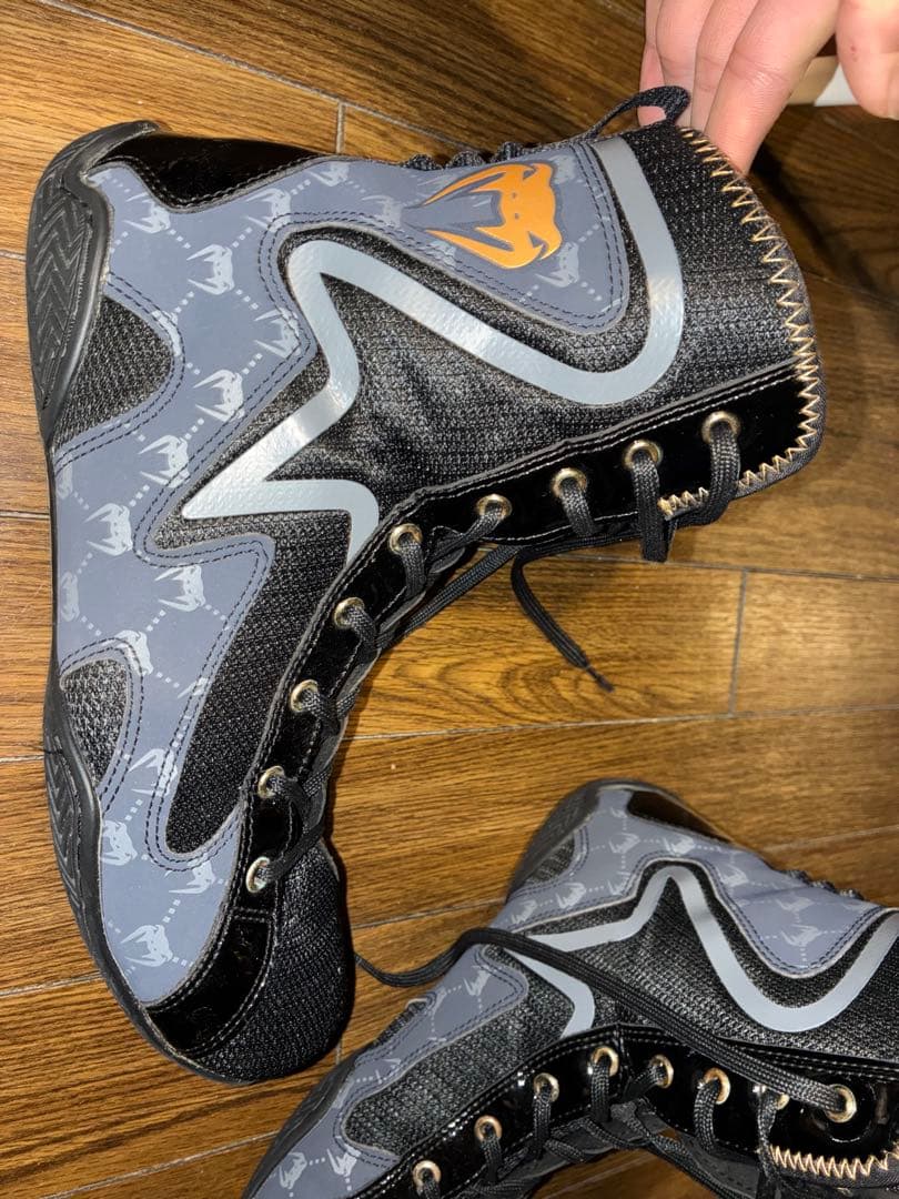 『激レアモデル‼️』Venum Elite Evo Monogram