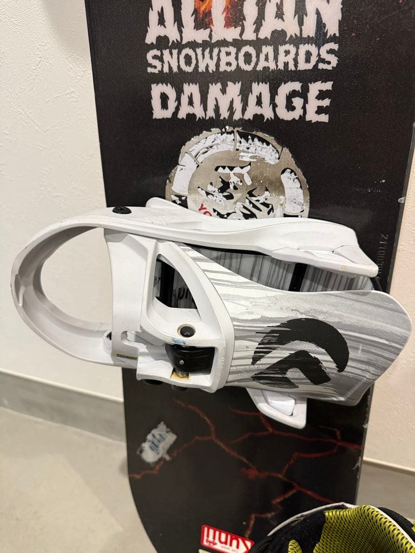 ALLIAN DAMAGE スノーボードセット