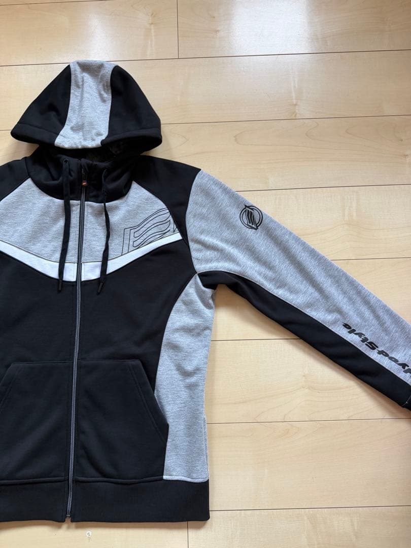 フード付きジャケット L 黒とグレー