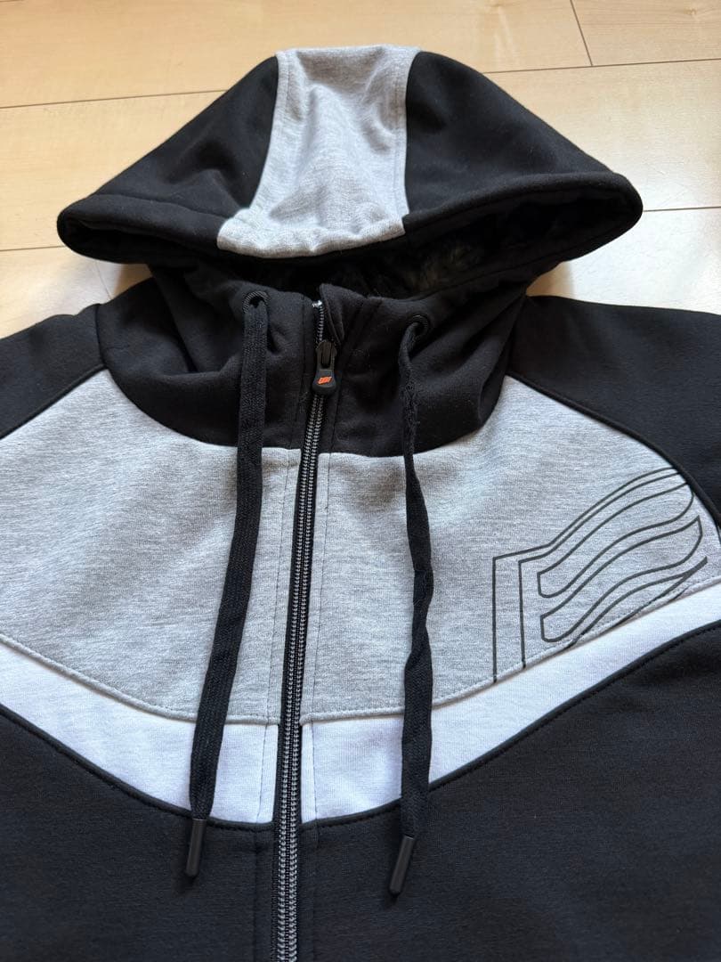 フード付きジャケット L 黒とグレー