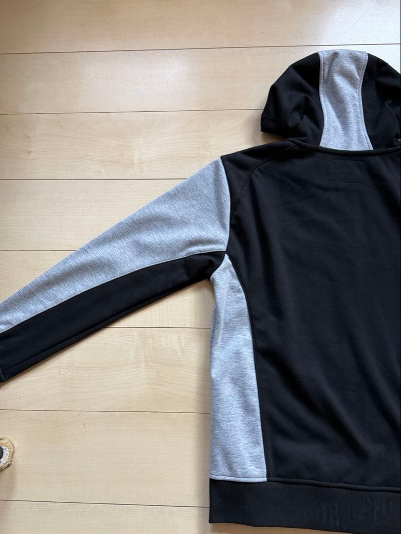 フード付きジャケット L 黒とグレー