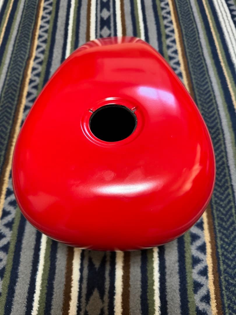 サイモンカスタム　タンクカバー　マットレッド