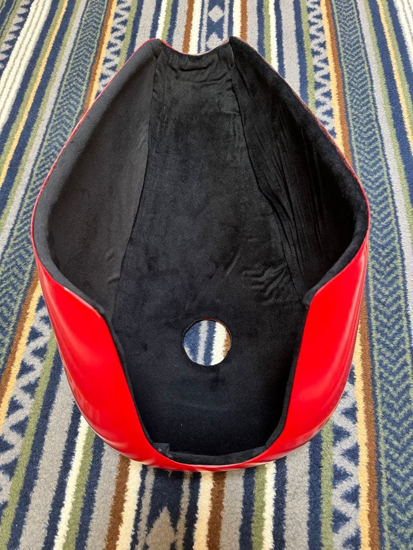 サイモンカスタム　タンクカバー　マットレッド