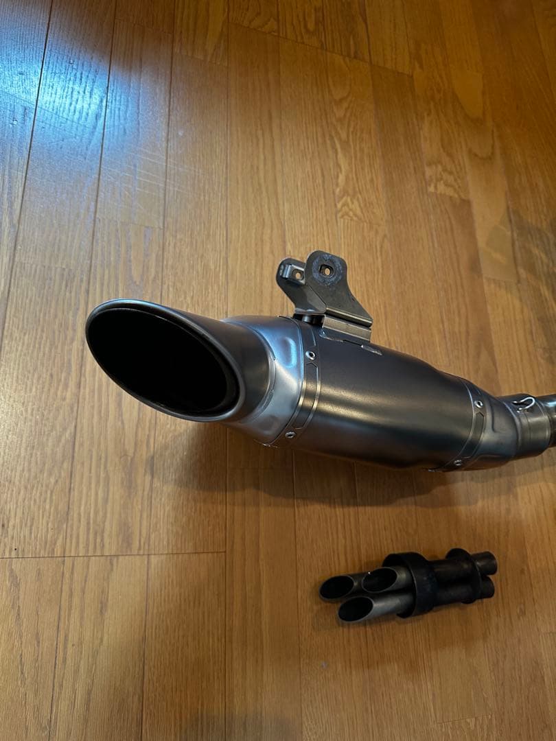 アクラポビッチ レーシングライン チタン MT09 XSR900 トレーサー