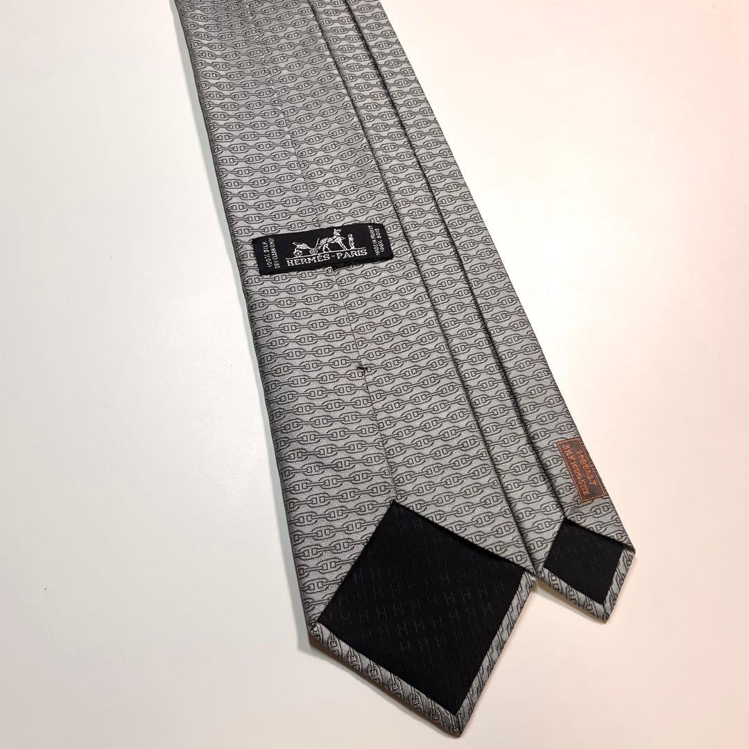 希少✨極美品✨HERMES エルメス　ネクタイ　シェーヌダンクル柄　ビジネス