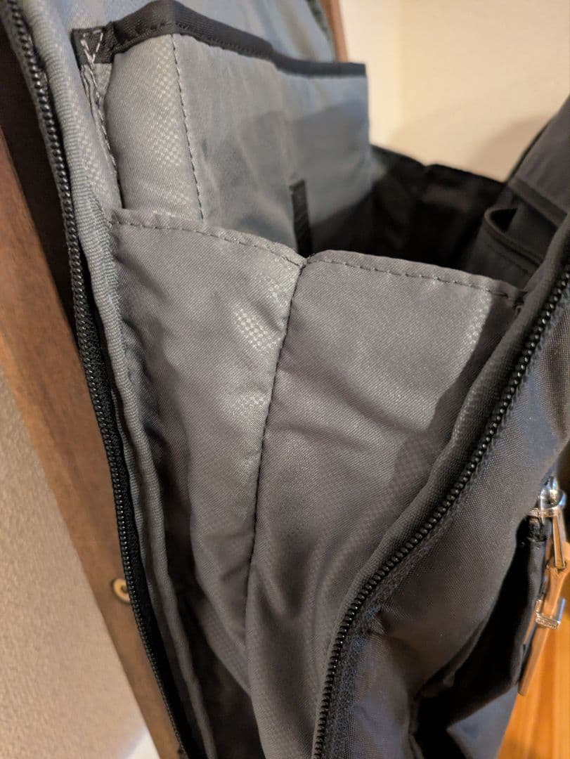 TUMIトゥミ バックパック　レディースリュック