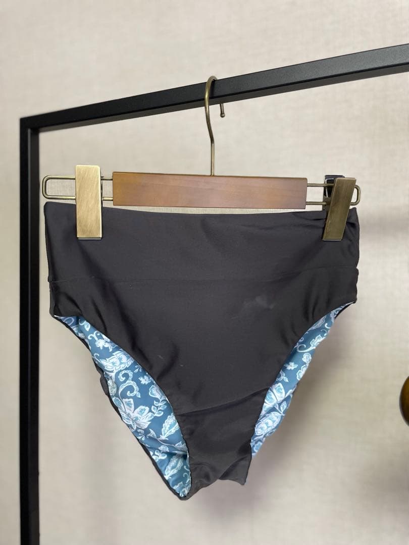 【美品】Sandlessmoon sarasa blue bikini M