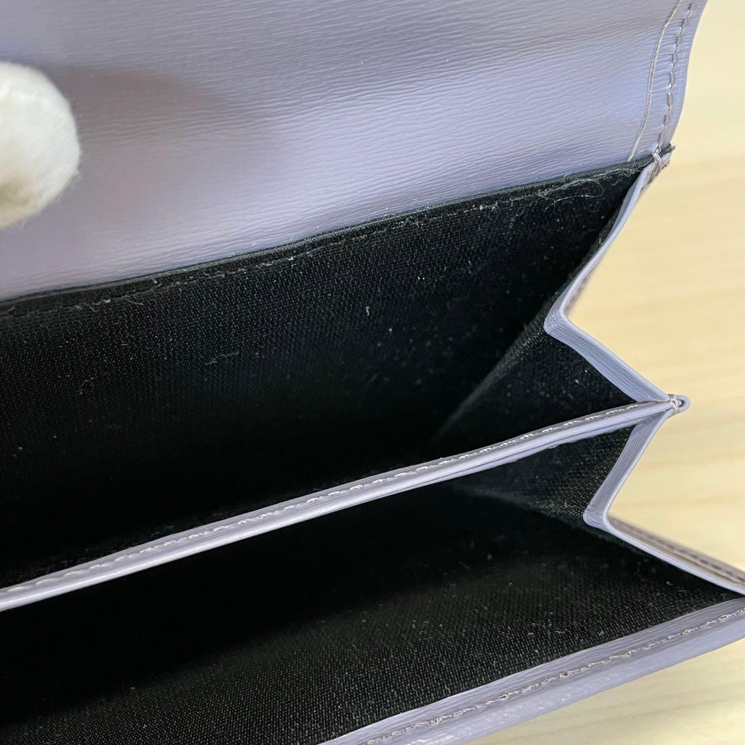 GIVENCHY ジバンシー　キップスキン　二つ折り財布　薄紫　パープル