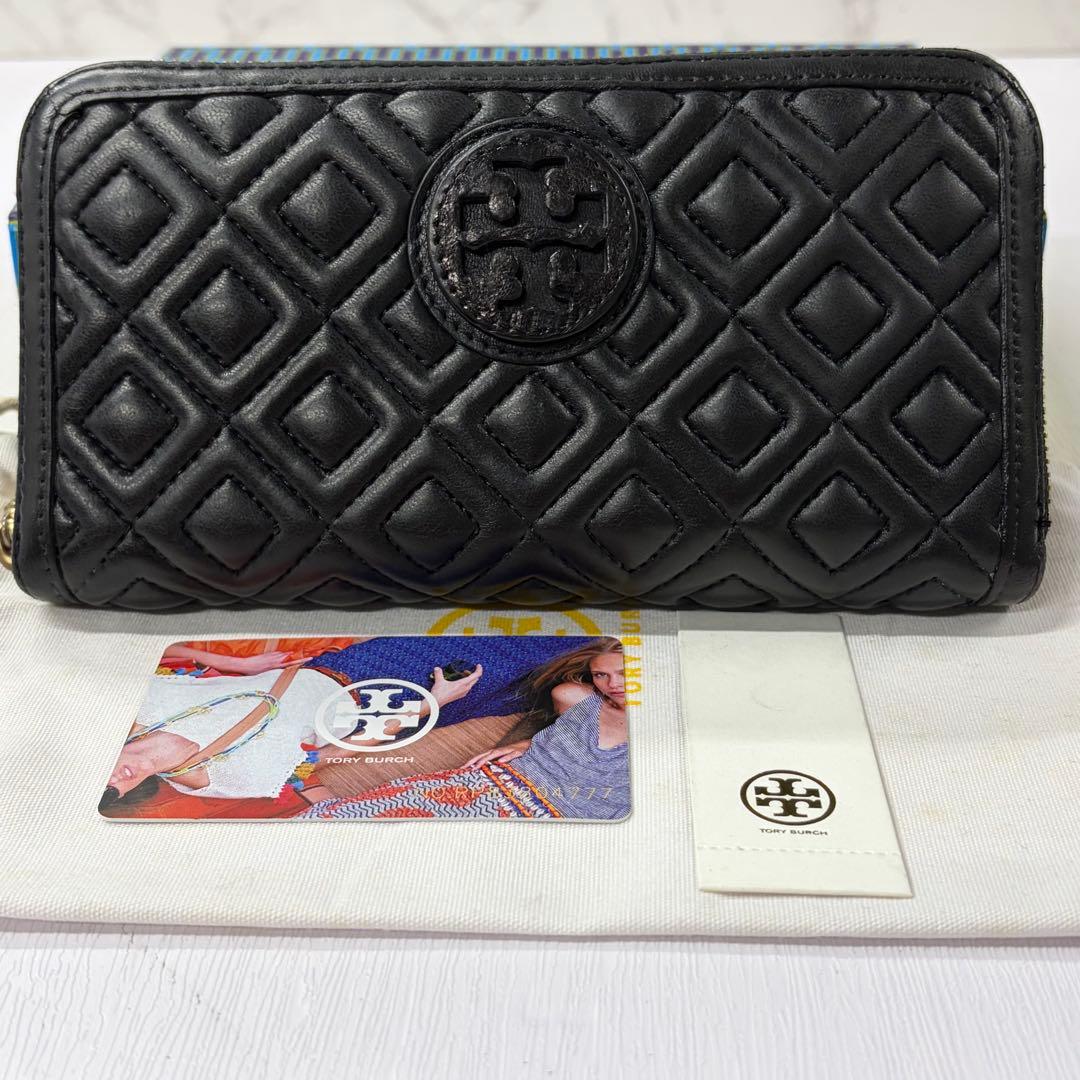 新品同様‼️ トリーバーチ　財布　長財布　キルティング　ラウンドファスナー