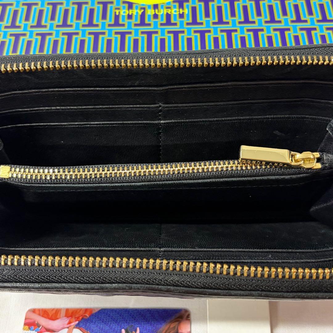 新品同様‼️ トリーバーチ　財布　長財布　キルティング　ラウンドファスナー