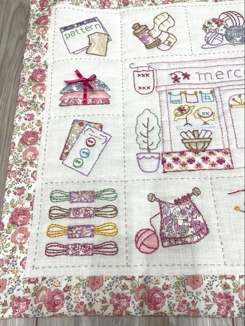 ホビーラホビーレ　アップリケタペストリー　メルスリー　手芸屋さん　パッチワーク